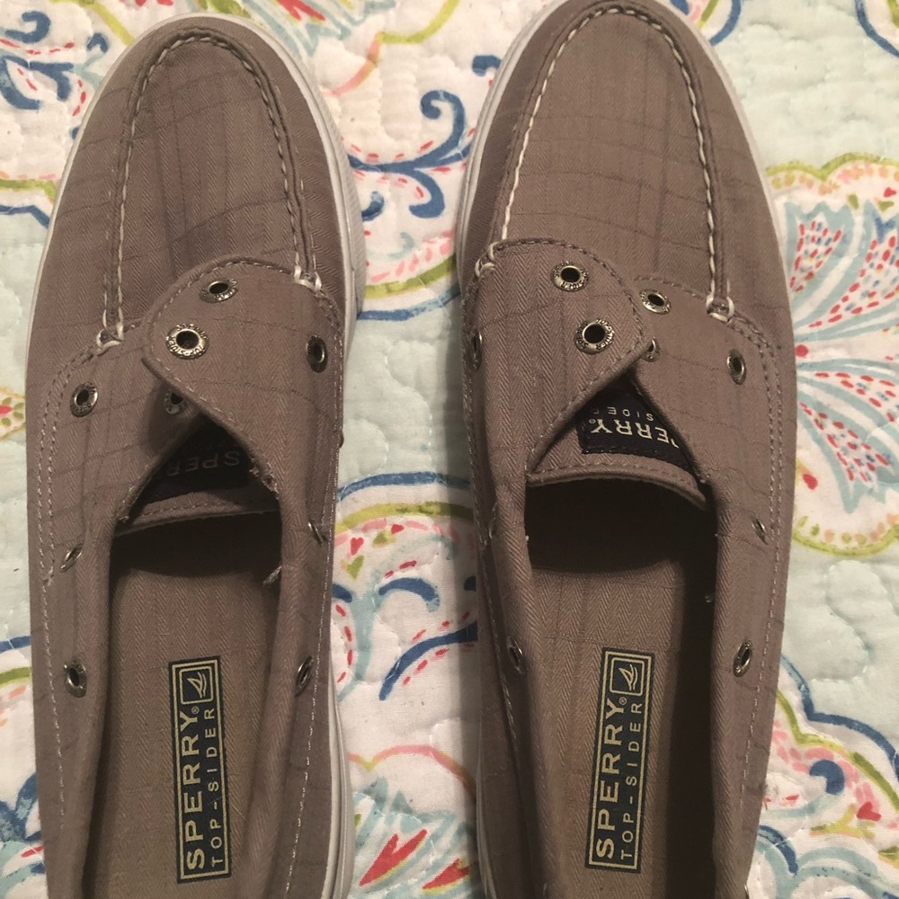 Women’s Sperry shoes